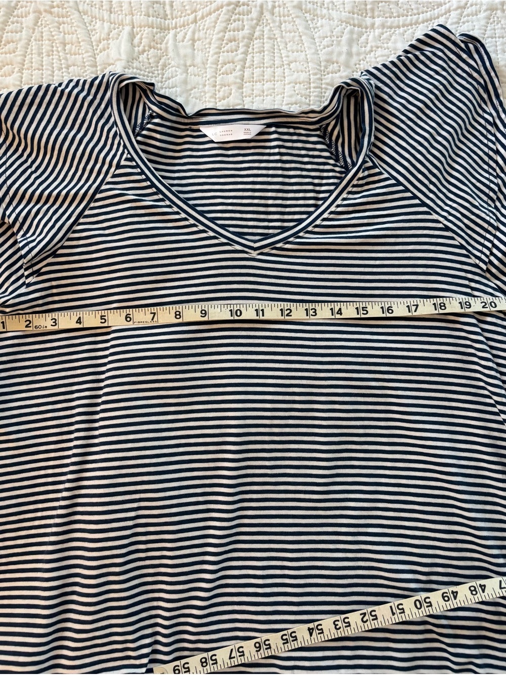 LC Lauren Conrad Navy & White Striped V-Neck Flutter Sleeve Tee XXL - Picture 6 of 7